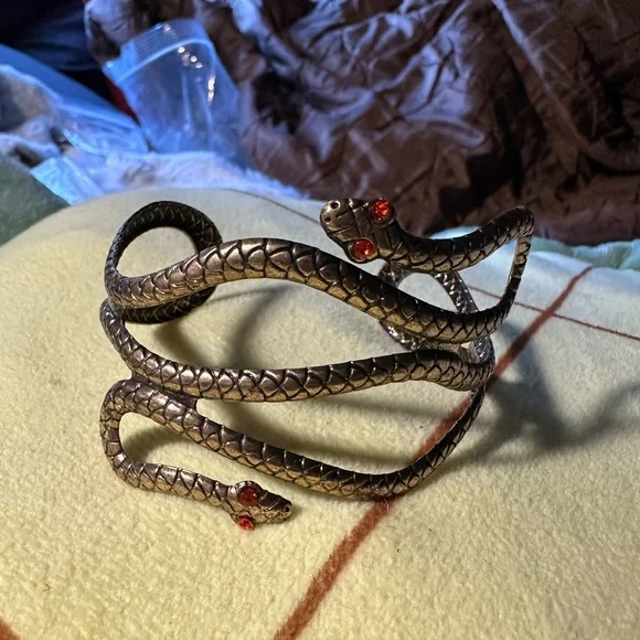 Snake cuff Must bundle! 2-$10 or 3-$15 etc - Picture 2 of 4